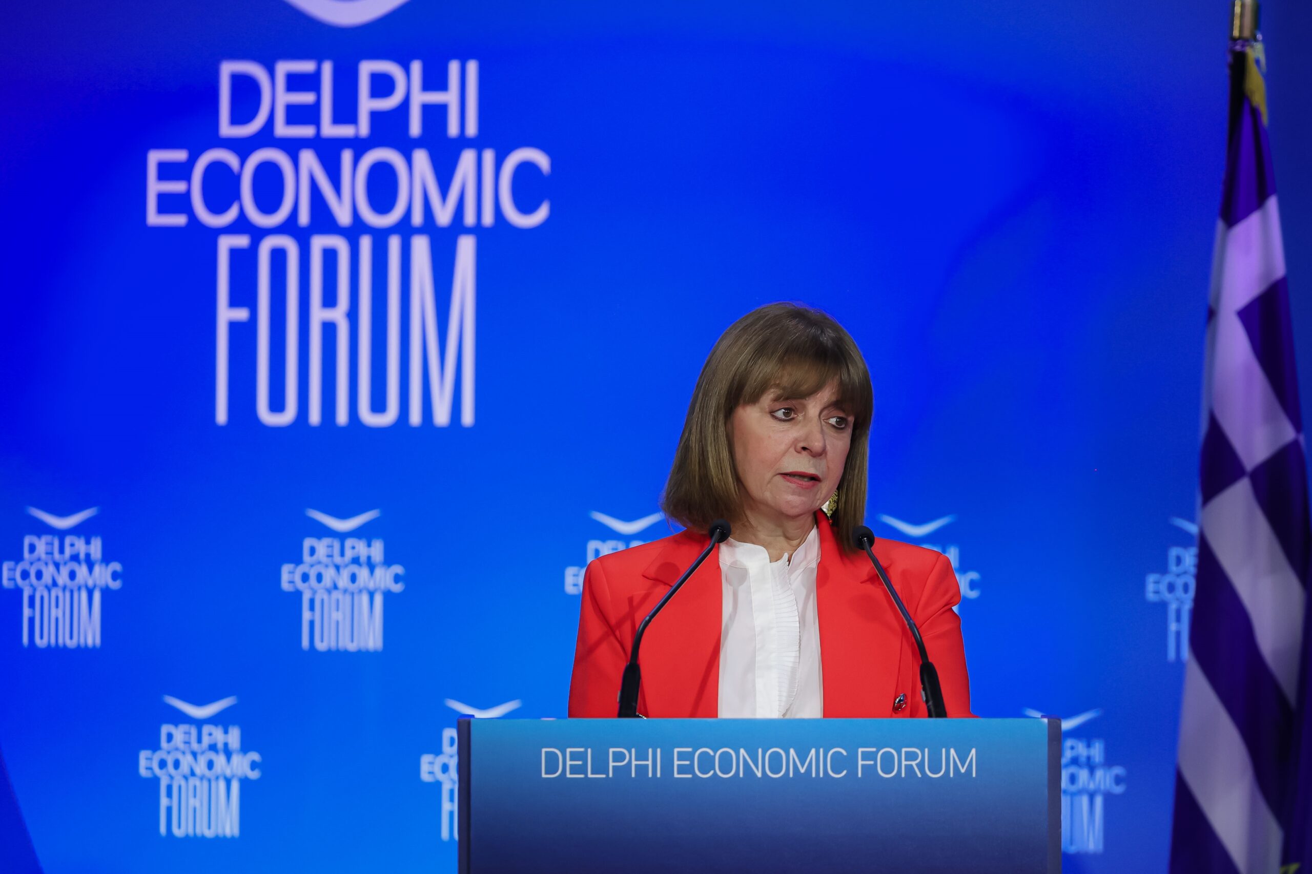 Η Προέδρος της Δημοκρατίας Κατερίνα Σακελλαροπούλου στο 9ο Οικονομικό Φόρουμ Δελφών